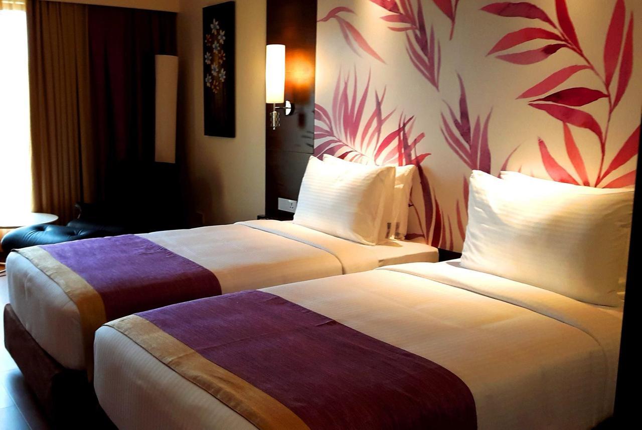 Panaroma room,516196563:JPEG